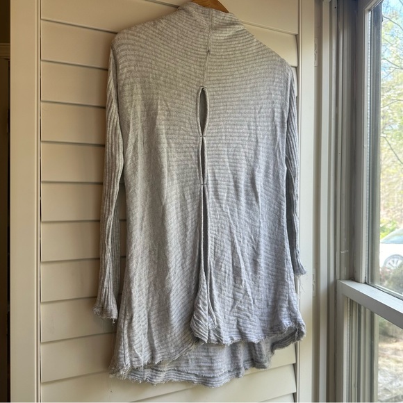 Free People Grey Open Back Long Sleeve Shirt - Picture 5 of 5